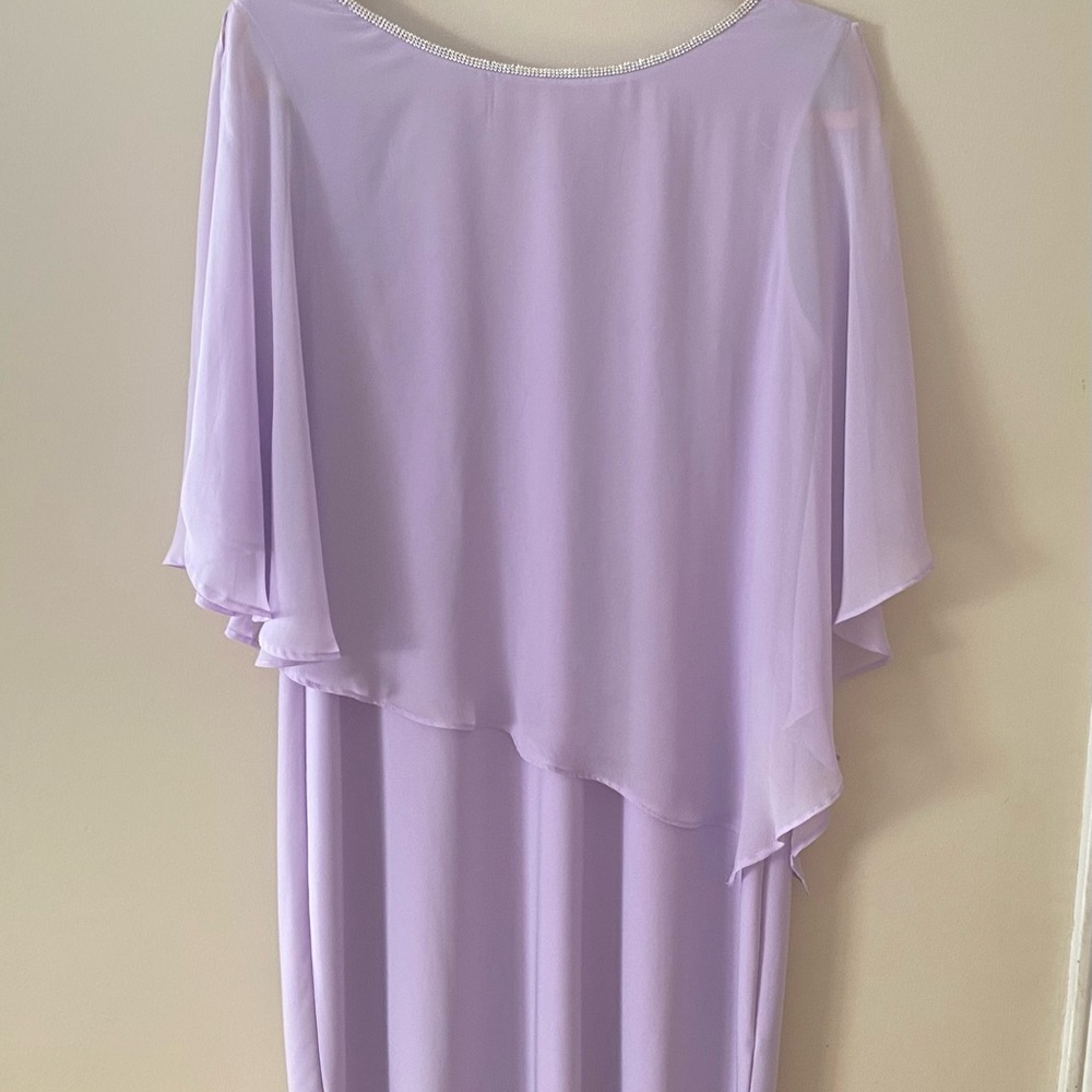 Dress - Picture 4 of 4